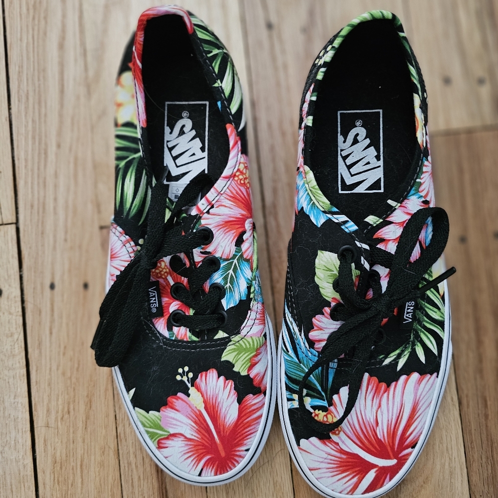 Vans women 7